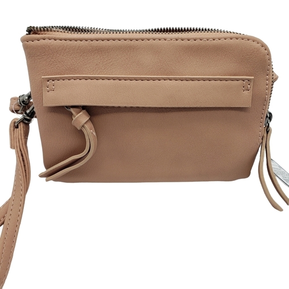 Universal Thread Small Crossbody or Wristlet Blush Bag - Picture 2 of 8